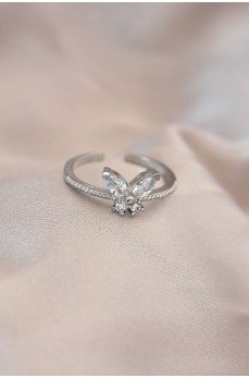 Ayarlamalı Gümüş Renk Metal Zirkon Taş ve Kristal Taşlı Kelebek Model Yüzük