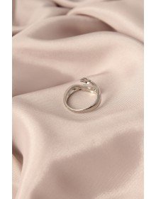 Ayarlamalı Gümüş Renk Metal Sarılan Eller Model Kadın Yüzük