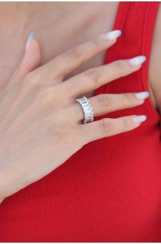 Zirkon Taşlı Gümüş Renk Baget Kadın Yüzük