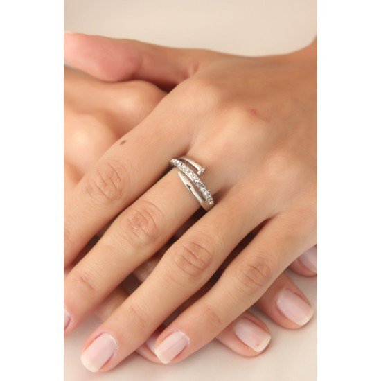 Gümüş Renk Taşlı Çivi Ayarlanabilir Kadın Yüzük Gümüş Renk Taşlı Çivi Ayarlanabilir Kadın Yüzük