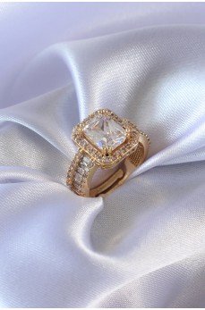 Gold Renk Zirkon Taşlı Kadın Yüzük