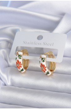 Pirinç Gold Renk Beyaz Renk Çiçek İşleme Detay Kadın Küpe