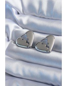 Gümüş Renk Kırık Kalp Model Pirinç Kadın Küpe