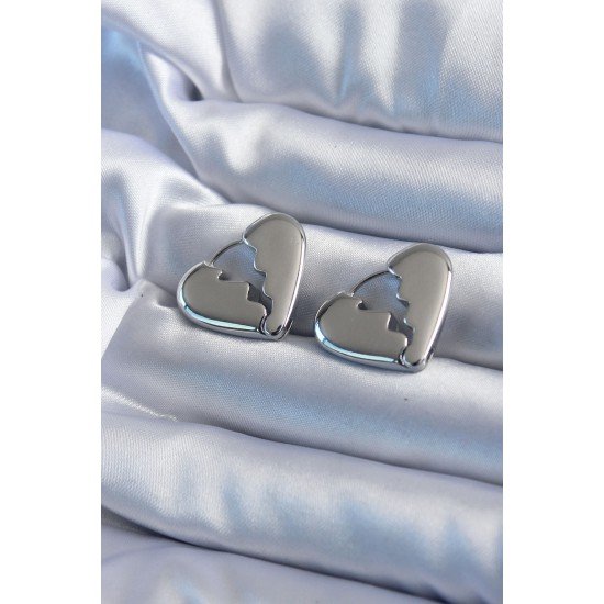 Gümüş Renk Kırık Kalp Model Pirinç Kadın Küpe Gümüş Renk Kırık Kalp Model Pirinç Kadın Küpe