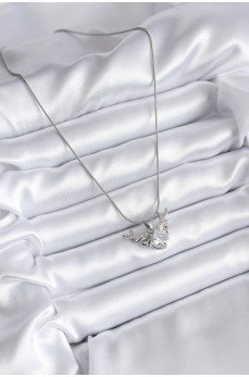 316L Çelik Gümüş Renk Zirkon Taşlı Boynuz Model Kadın Kolye