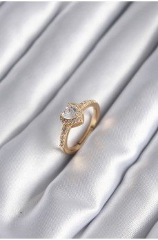 Pirinç Gold Renk Zirkon Taşlı Kalp Charm Model Kadın Yüzük