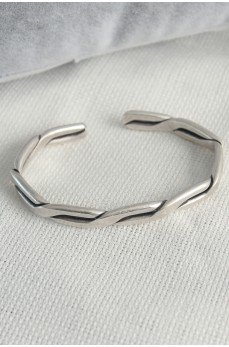 Otantik Gümüş Renk Motif İşleme Plaka Erkek Bileklik Otantik Gümüş Renk Motif İşleme Plaka Erkek Bileklik