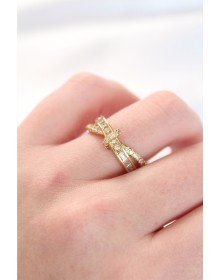 Kıvrım Model Gold Renk Zirkon Taşlı Ayarlanabilir Yüzük