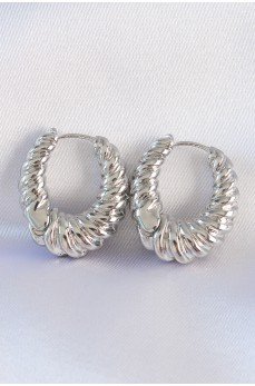 Pirinç Gümüş Renk Tırtık Detay Bombeli Halka Küpe