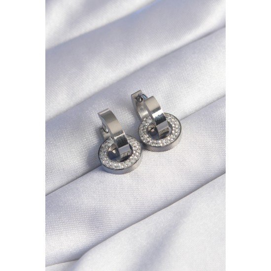 316L Çelik Gümüş Renk Zirkon Taşlı İç İçe Geçmeli Oval Küpe 316L Çelik Gümüş Renk Zirkon Taşlı İç İçe Geçmeli Oval Küpe