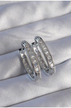 Pirinç Gümüş Renk Zirkon Taşlı Oval Model Küpe