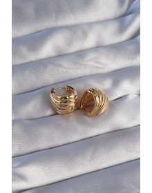 Pirinç Gold Renk Tırtıklı Minimal Bombeli Tasarım Küpe