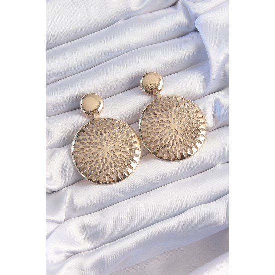 Pirinç Gold Renk Oval İşlemeli Küpe Pirinç Gold Renk Oval İşlemeli Küpe