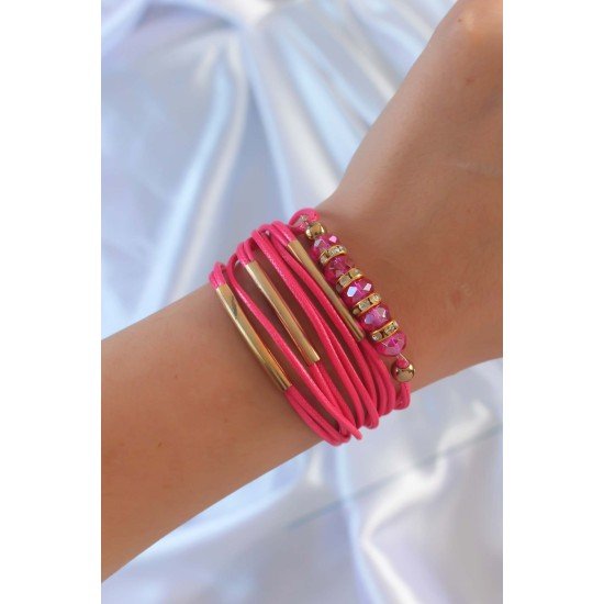 Pembe Renk Zirkon Taşlı Metal Aksesuarlı İpli Çoklu Bileklik Pembe Renk Zirkon Taşlı Metal Aksesuarlı İpli Çoklu Bileklik