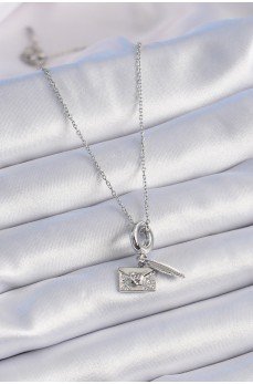 316L Çelik Gümüş Renk Kalp Detay Mektup Figür Charm Model Kadın Kolye