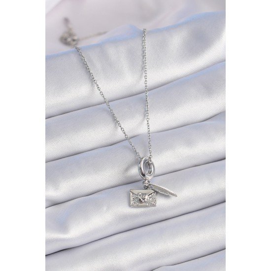 316L Çelik Gümüş Renk Kalp Detay Mektup Figür Charm Model Kadın Kolye