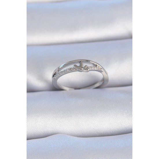 Pirinç Gümüş Renk Zirkon Taşlı Kalp Model Kadın Yüzük Pirinç Gümüş Renk Zirkon Taşlı Kalp Model Kadın Yüzük