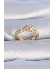 Pirinç Gold Renk Zirkon Taşlı Düğüm Model Kadın Yüzük