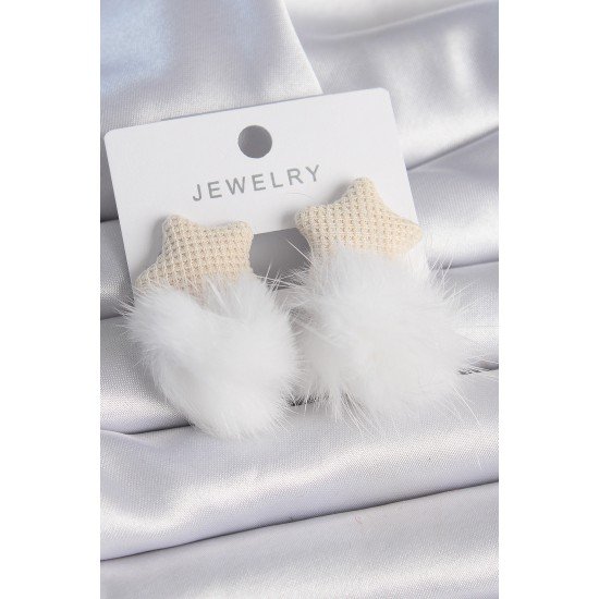Beyaz Renk Tüylü Yıldız Ponpon Model Kadın Küpe Beyaz Renk Tüylü Yıldız Ponpon Model Kadın Küpe