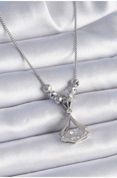 316L Çelik Zincir Gümüş Renk Gingko Yaprağı Model Zirkon Taş Detay Kadın Kolye