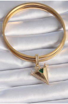 Pirinç Gold Renk Zirkon Taşlı 3D Üçgen Model Ajda Charm