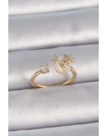 Pirinç Gold Renk Ayarlanabilir Zirkon Taşlı Yıldız Model Kadın Yüzük
