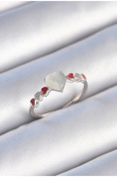 Pirinç Gümüş Renk Beyaz Mineli Kalp Model Zirkon Taş Detaylı Kadın Yüzük