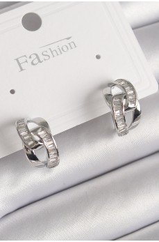 Pirinç Gümüş Renk Zirkon Taşlı Zincir Model Kadın Küpe Pirinç Gümüş Renk Zirkon Taşlı Zincir Model Kadın Küpe