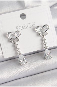 Pirinç Gümüş Renk Kelebek Model Sallantı Damla Zirkon Taşlı Kadın Küpe