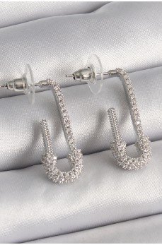 Pirinç Gümüş Renk Zirkon Taşlı Çengelli İğne Model Kadın Küpe Pirinç Gümüş Renk Zirkon Taşlı Çengelli İğne Model Kadın Küpe