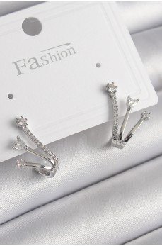 Pirinç Gümüş Renk Zirkon Taşlı Kadın Küpe Pirinç Gümüş Renk Zirkon Taşlı Kadın Küpe