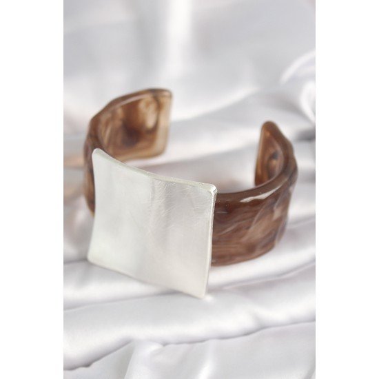 Kahverengi Mermer Desen Akrilik Plastik Gümüş Kare Plaka Model Vintage Kadın Bilezik Kahverengi Mermer Desen Akrilik Plastik Gümüş Kare Plaka Model Vintage Kadın Bilezik