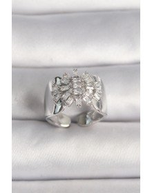 Pirinç Gümüş Renk Ayarlanabilir Baget Zirkon Taş Model Kadın Yüzük