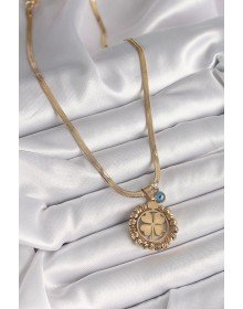 316L Çelik Gold Renk İtalyan Zincir Dorika Yonca Model Nazar Boncuk Detay Kadın Kolye