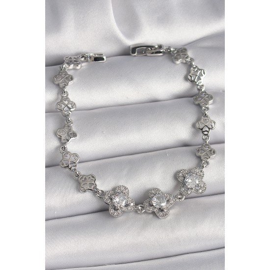 Pirinç Gümüş Renk Zirkon Taşlı Yonca Model Kadın Bileklik