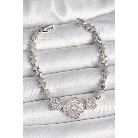 Pirinç Gümüş Renk Zirkon Taşlı Yonca Model Zincir Model Kadın Bileklik Pirinç Gümüş Renk Zirkon Taşlı Yonca Model Zincir Model Kadın Bileklik