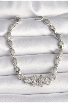 Pirinç Gümüş Renk Zirkon Taşlı Kelebek Figür Damla Zincir Model Kadın Bileklik