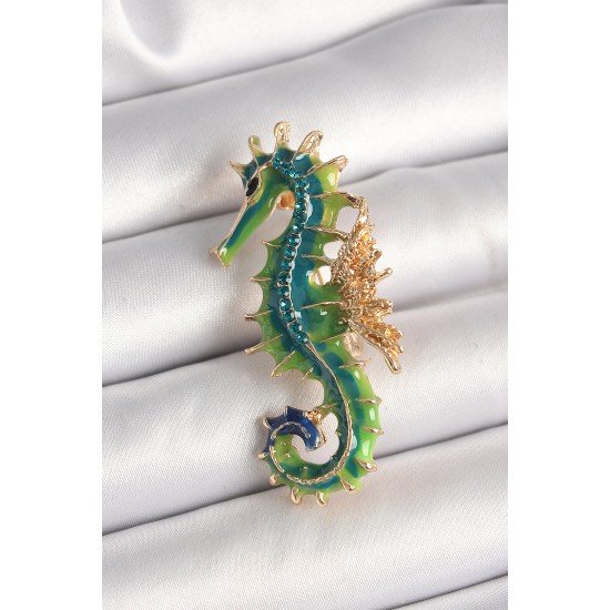 Pirinç Gold Renk Yeşil Deniz Atı Model Zirkon Taş Detay Kadın Broş Pirinç Gold Renk Yeşil Deniz Atı Model Zirkon Taş Detay Kadın Broş