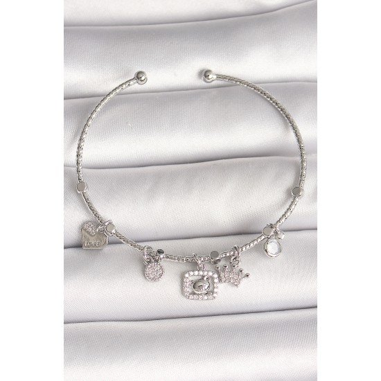 Pirinç Gümüş Renk Sallantı Zirkon Taşlı Ayıcık Figür Taç Detay Charm Kadın Bileklik Pirinç Gümüş Renk Sallantı Zirkon Taşlı Ayıcık Figür Taç Detay Charm Kadın Bileklik