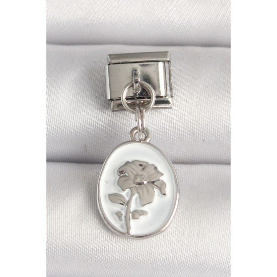 316L Çelik Gümüş Renk Çiçek İşlemeli Beyaz Portre Model Nomination Charm
