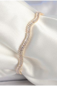 Pirinç Gold Renk Su Yolu Zirkon Taşlı Model Kadın Bileklik