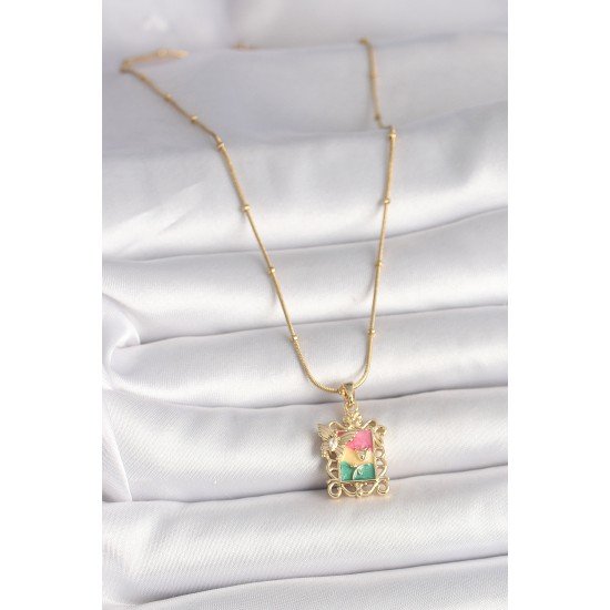 316L Çelik Gold Renk Renkli Zirkon Taşlı Kelebek İşlemeli Portre Model Kadın Kolye