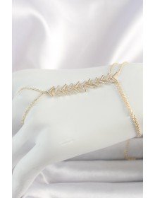 Pirinç Gold Renk Zirkon Taşlı V Model Kadın Şahmeran