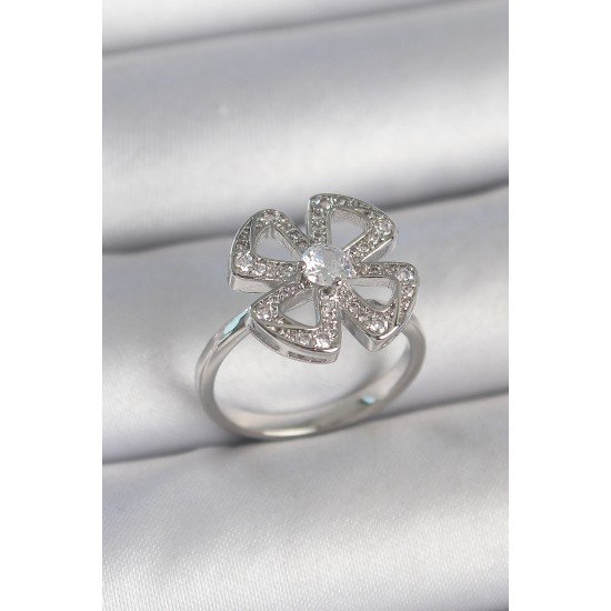 Pirinç Gümüş Renk Zirkon Taşlı Yonca Model Ayarlanabilir Kadın Yüzük