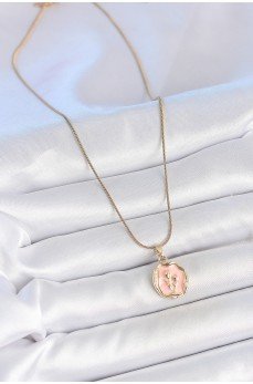 316L Çelik Gold Renk Zincir Pembe Mineli Çiçek İşlemeli Portre Model Kadın Kolye