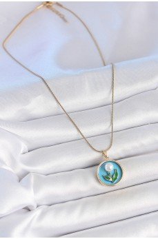 316L Çelik Gold Renk Zincir Mavi Mineli İncili Çiçek İşlemeli Portre Model Kadın Kolye 316L Çelik Gold Renk Zincir Mavi Mineli İncili Çiçek İşlemeli Portre Model Kadın Kolye