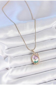 316L Çelik Gold Renk Zincir Mix Renk Mineli Çiçek İşlemeli Zirkon Taş Detaylı Portre Model Kadın Kolye