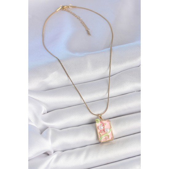316L Çelik Gold Renk Zincir Pembe Mineli İncli Çiçek İşlemeli Portre Model Kadın Kolye