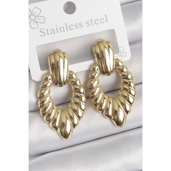 316 Çelik Gold Renk İşlemeli Motiif Model Kadın Küpe 316 Çelik Gold Renk İşlemeli Motiif Model Kadın Küpe