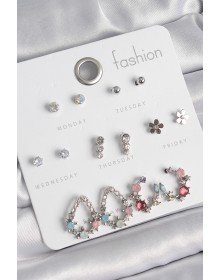 Pirinç Gümüş Renk Zirkon Taşlı Damla Model Çiçek Detay 7 Çift Kadın Küpe Seti